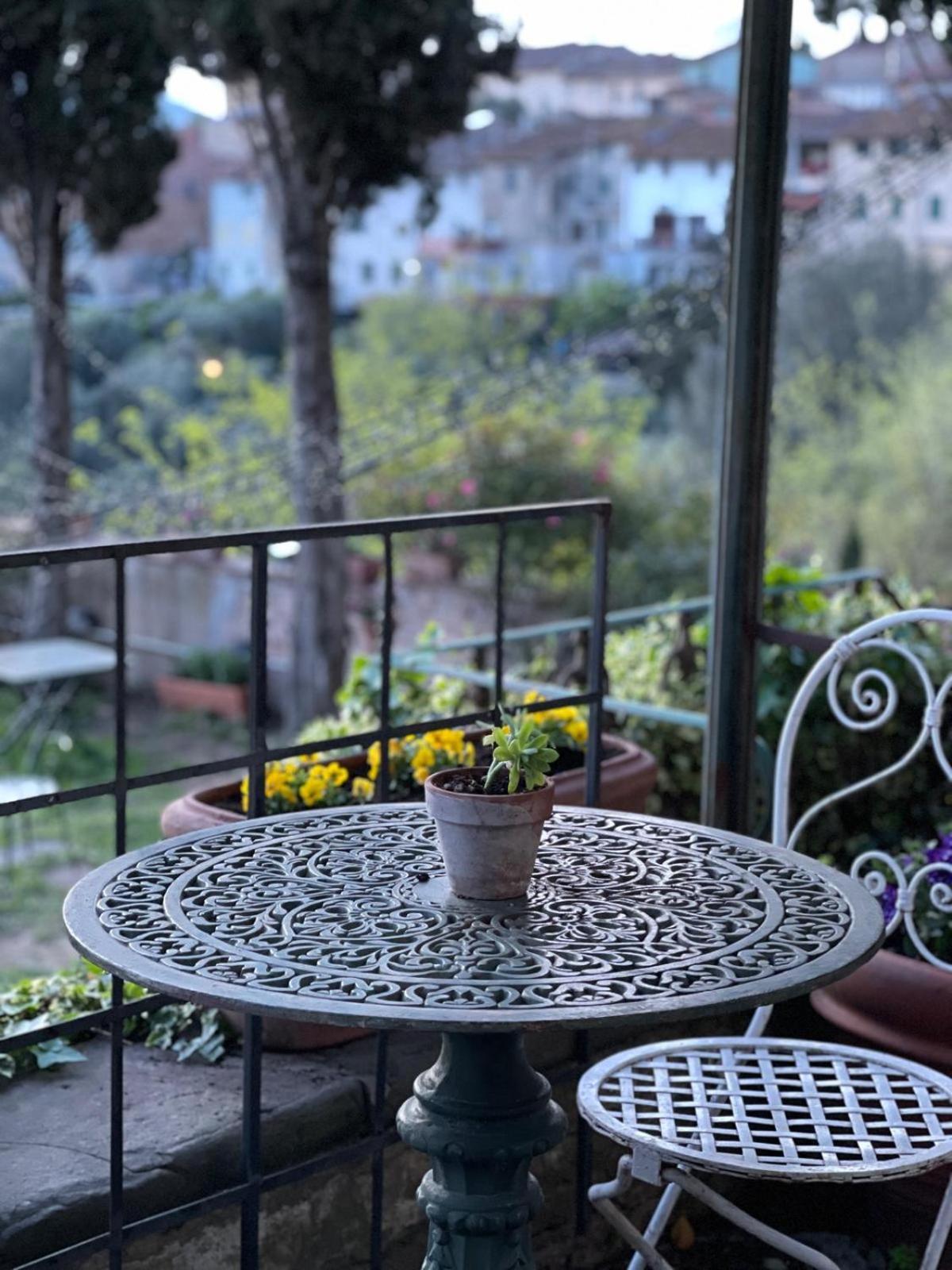 Quattro Gigli Hotel Montopoli in Val dʼArno Exteriör bild